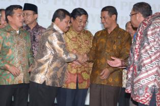 Bupati Teken MoU Tingkatkan Status THL-TB